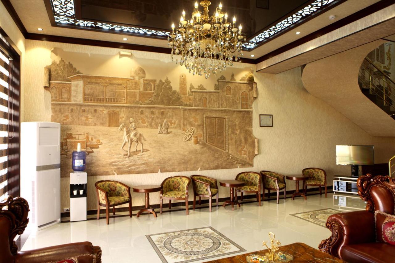 Hotel Naxshab Qarshi Buitenkant foto