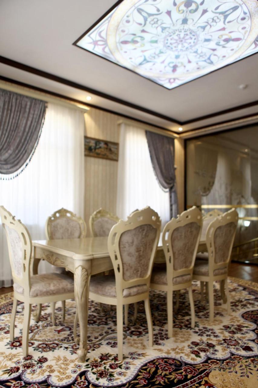 Hotel Naxshab Qarshi Buitenkant foto